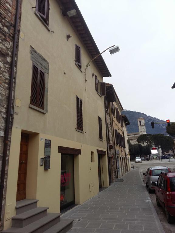 Residence Di Via Perugina 22 Gubbio Exterior foto